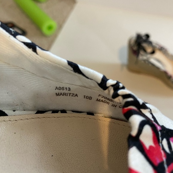 Coach Maritza Poppy Flower Wedge Sandals - Picture 7 of 9